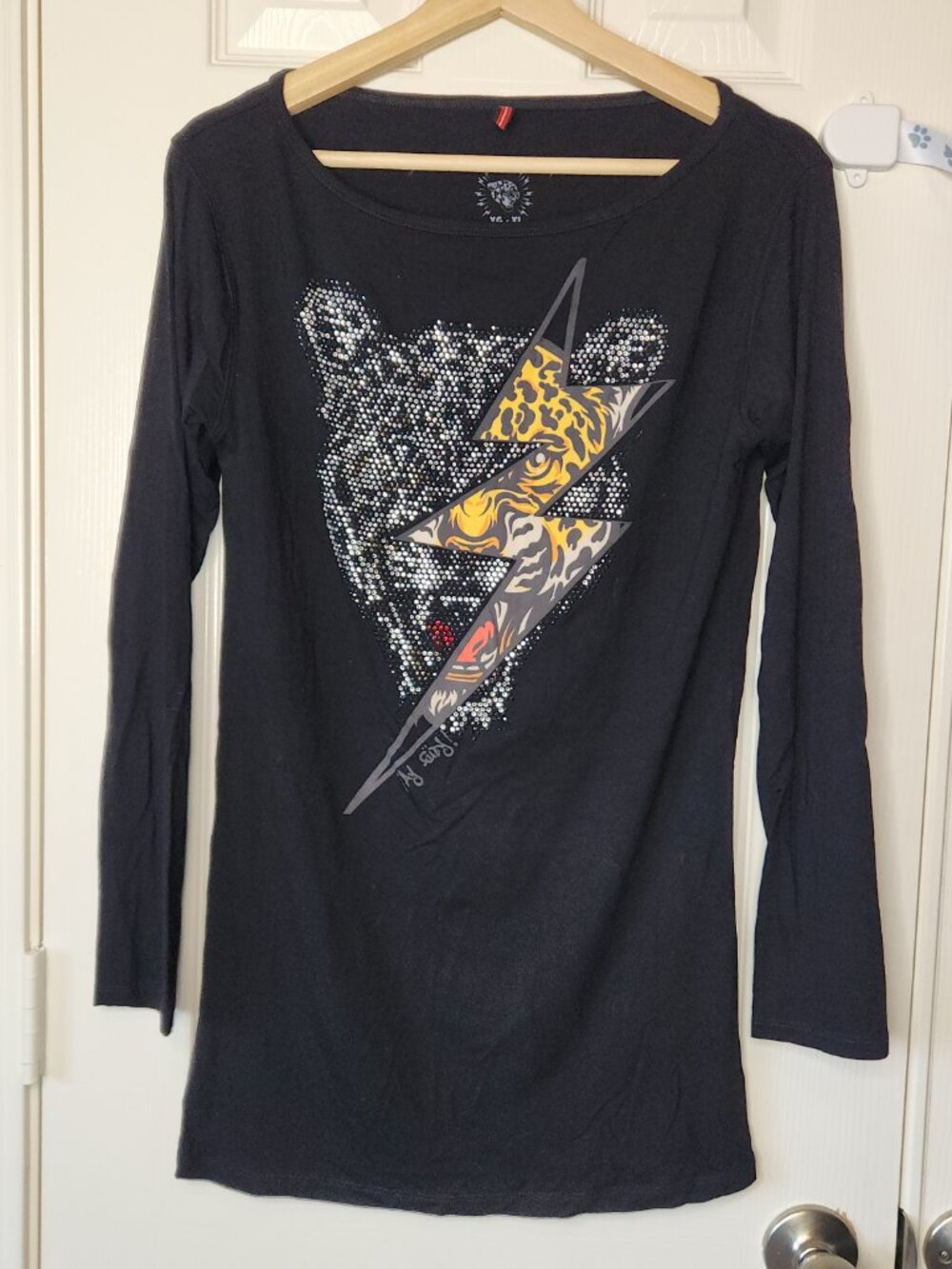 Black Rhinestone Embellished Jaguar / Leopard Print Long-Sleeve Shirt